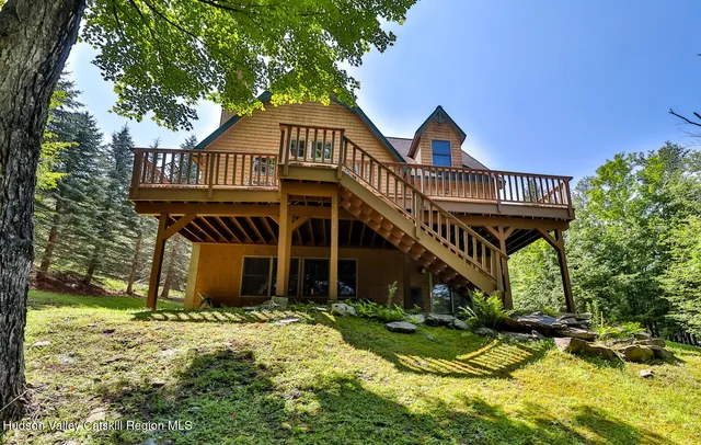 $1,999,000 | 37 White Way, Windham, NY 12496