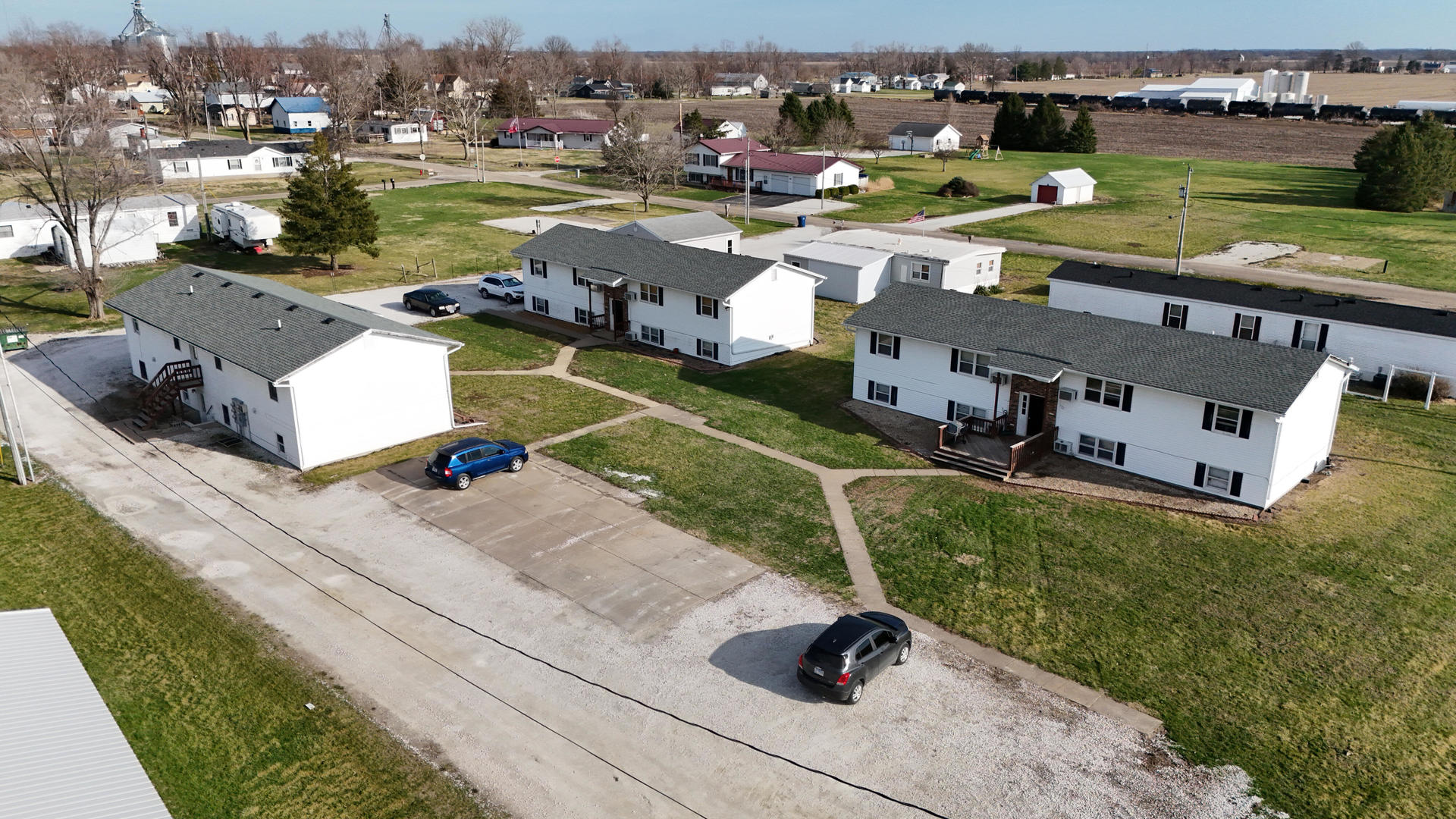 219 South F Street La Harpe, IL 61450 - Photo 1 of 3