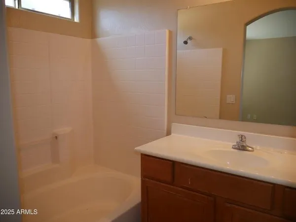 $1,995 | 4524 South 25th Drive, Phoenix, AZ 85041