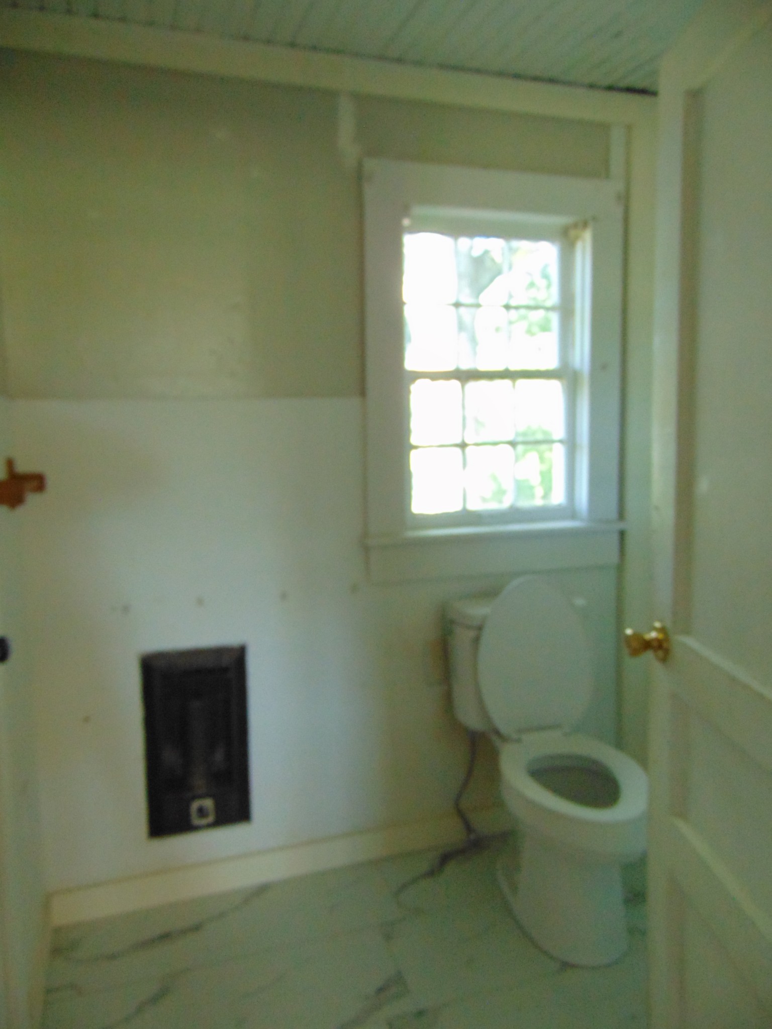 142 Martin Road Lawrenceburg, TN 38464 - Photo 8 of 9