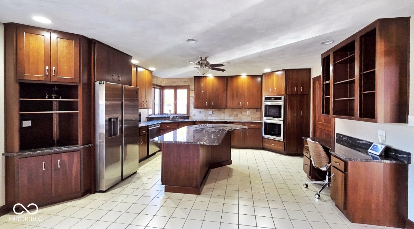 6520 Forrest Commons Boulevard Indianapolis, IN 46227 - Photo 13 of 47