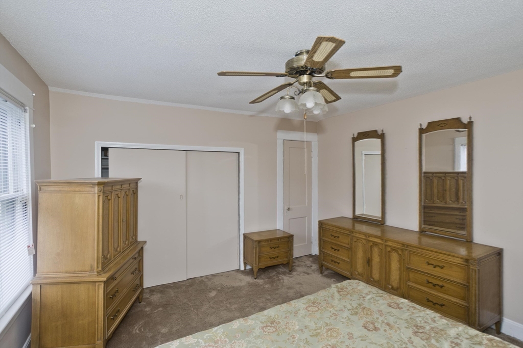 40 Eldridge Street Springfield, MA 01108 - Photo 16 of 22 a view of a livingroom with furniture