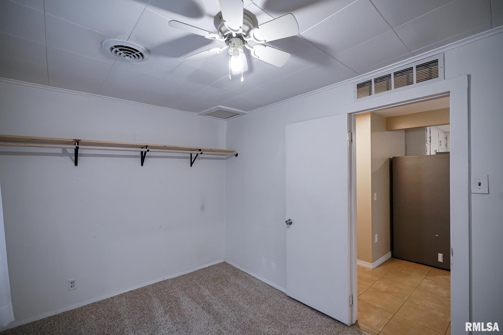 312 Carola Street Creve Coeur, IL 61610 - Photo 18 of 27