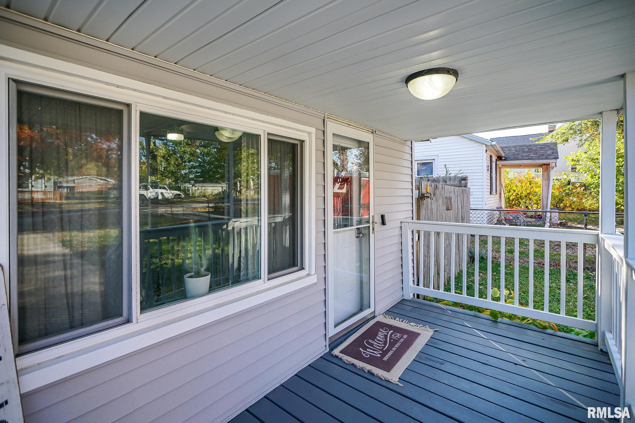 312 Carola Street Creve Coeur, IL 61610 - Photo 2 of 27