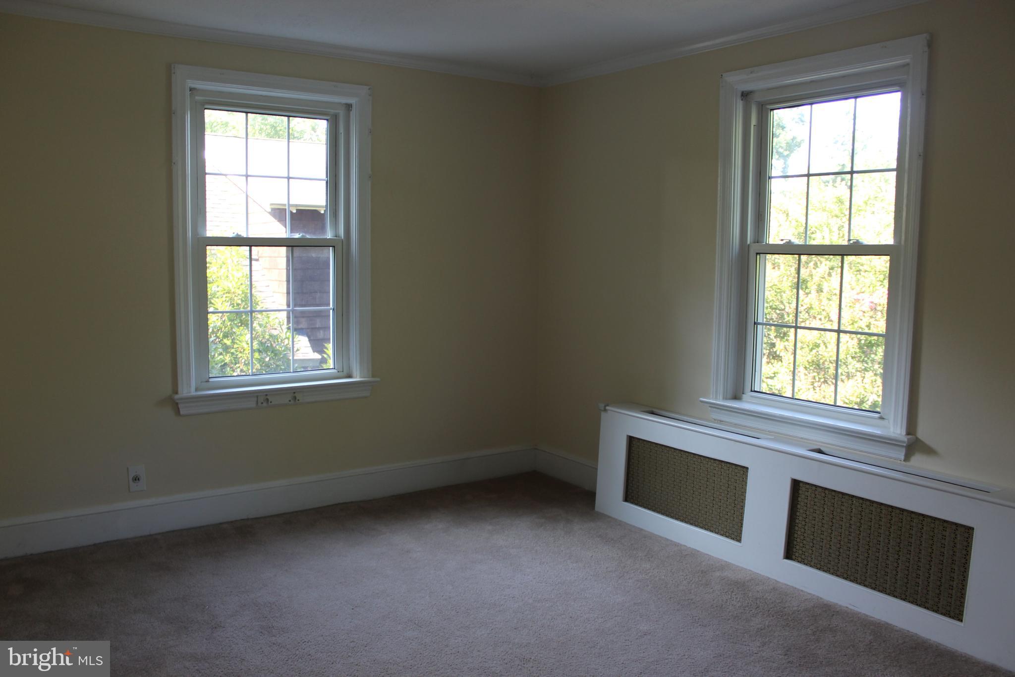 2702 Ridge Rd Drive Alexandria, VA 22302 - Photo 10 of 21 Bedroom 1