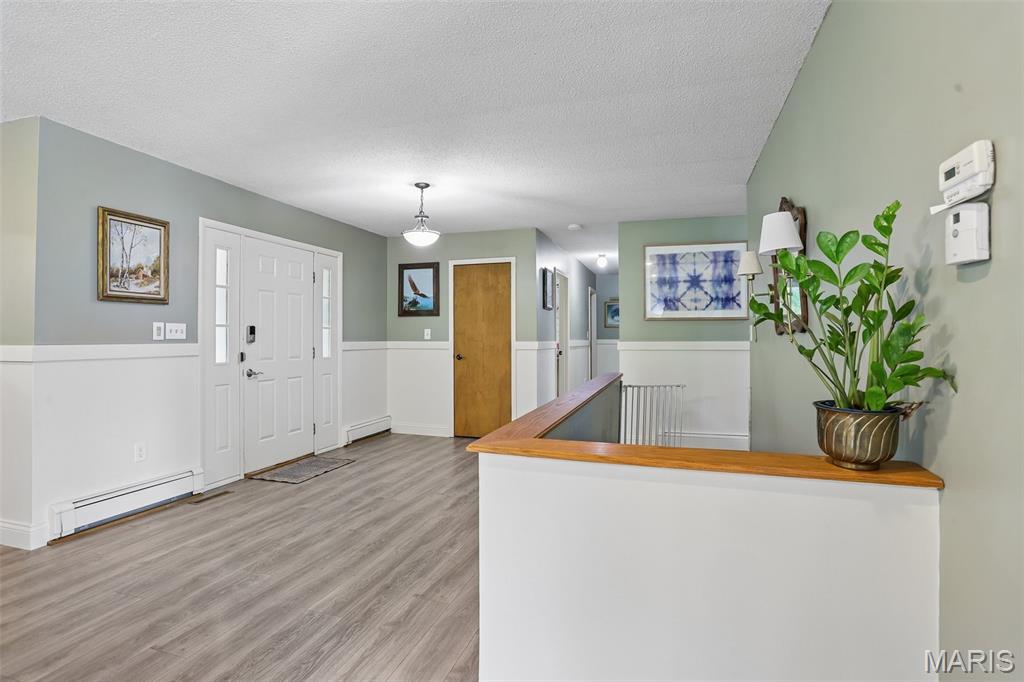 16016 Rugby Trail Litchfield, IL 62056 - Photo 4 of 48