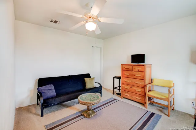 $2,150 | 7411 Copper Cove, Converse, TX 78109