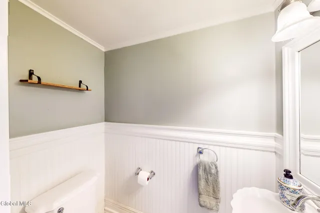 $429,900 | 151 West Mountain Road, Queensbury, NY 12804