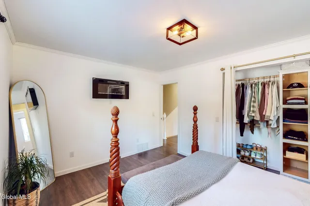 $429,900 | 151 West Mountain Road, Queensbury, NY 12804