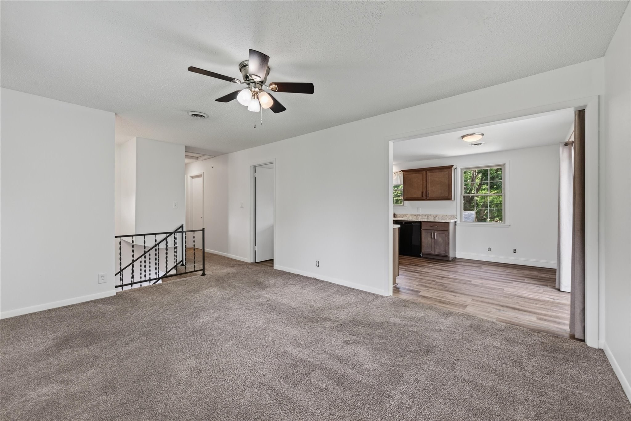309 Dunbar Cave Road Clarksville, TN 37043 - Photo 10 of 33 Gallery Image 10