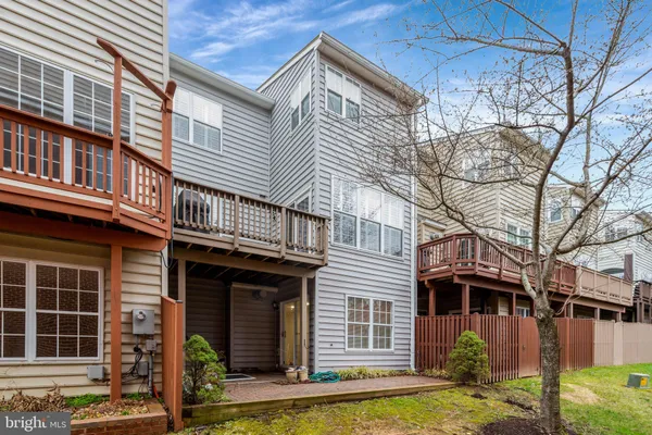 $849,900 | 5282 Sandyford Street, Alexandria, VA 22315