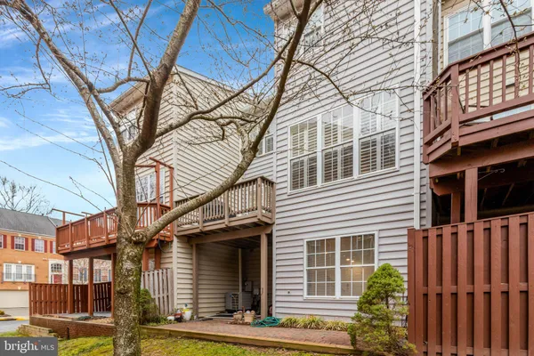 $849,900 | 5282 Sandyford Street, Alexandria, VA 22315