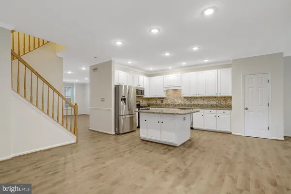 a view of an entryway