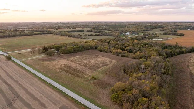 $289,500 | 0 West 391st Street, Osawatomie, KS 66064