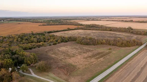 $279,999 | 0 West 391st Street, Osawatomie, KS 66064