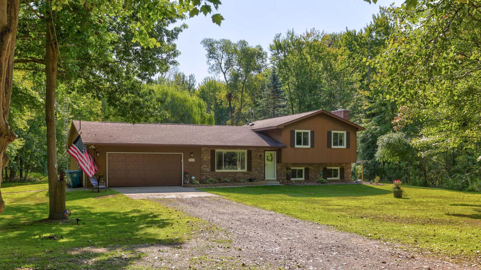 4291 South Badour Road Hemlock, MI 48626 - Photo 3 of 58