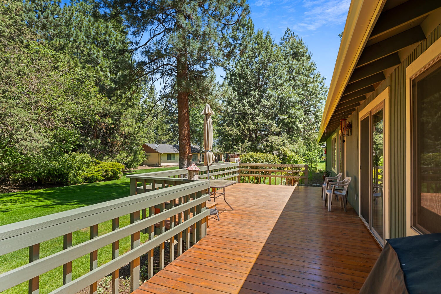 20434 Mainline Road Bend, OR 97702 - Photo 38 of 46 38