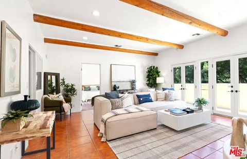 $1,469,500 | 25648 Timpangos Drive, Calabasas, CA 91302