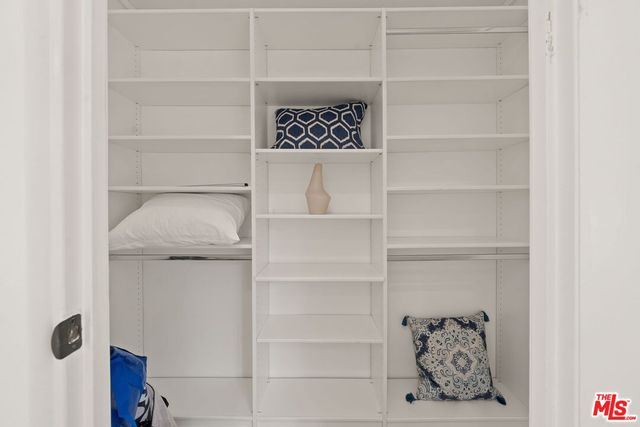 $1,469,500 | 25648 Timpangos Drive, Calabasas, CA 91302