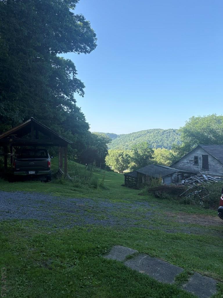 240 Wertz Road Johnstown, PA 15902 - Photo 2 of 16