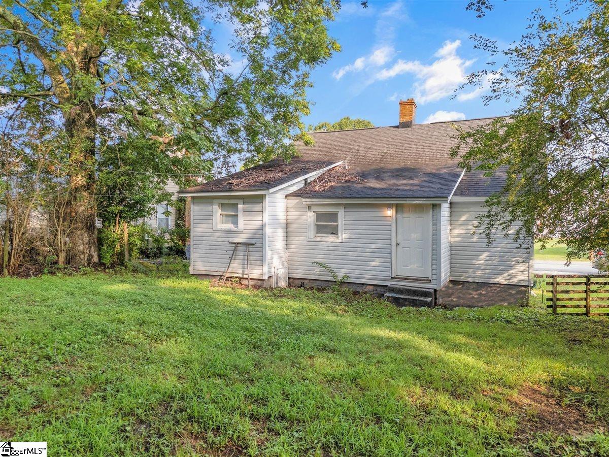 109 2nd Street Fountain Inn, SC 29644 - Photo 10 of 13