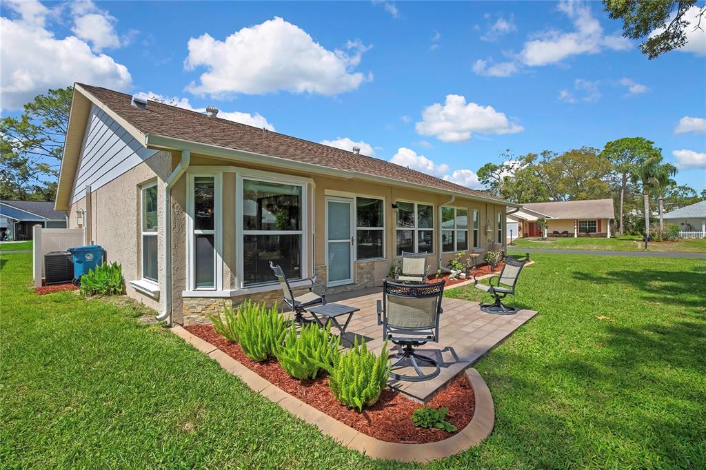 6433 Lost Tree Lane Spring Hill, FL 34606 - Photo 4 of 39
