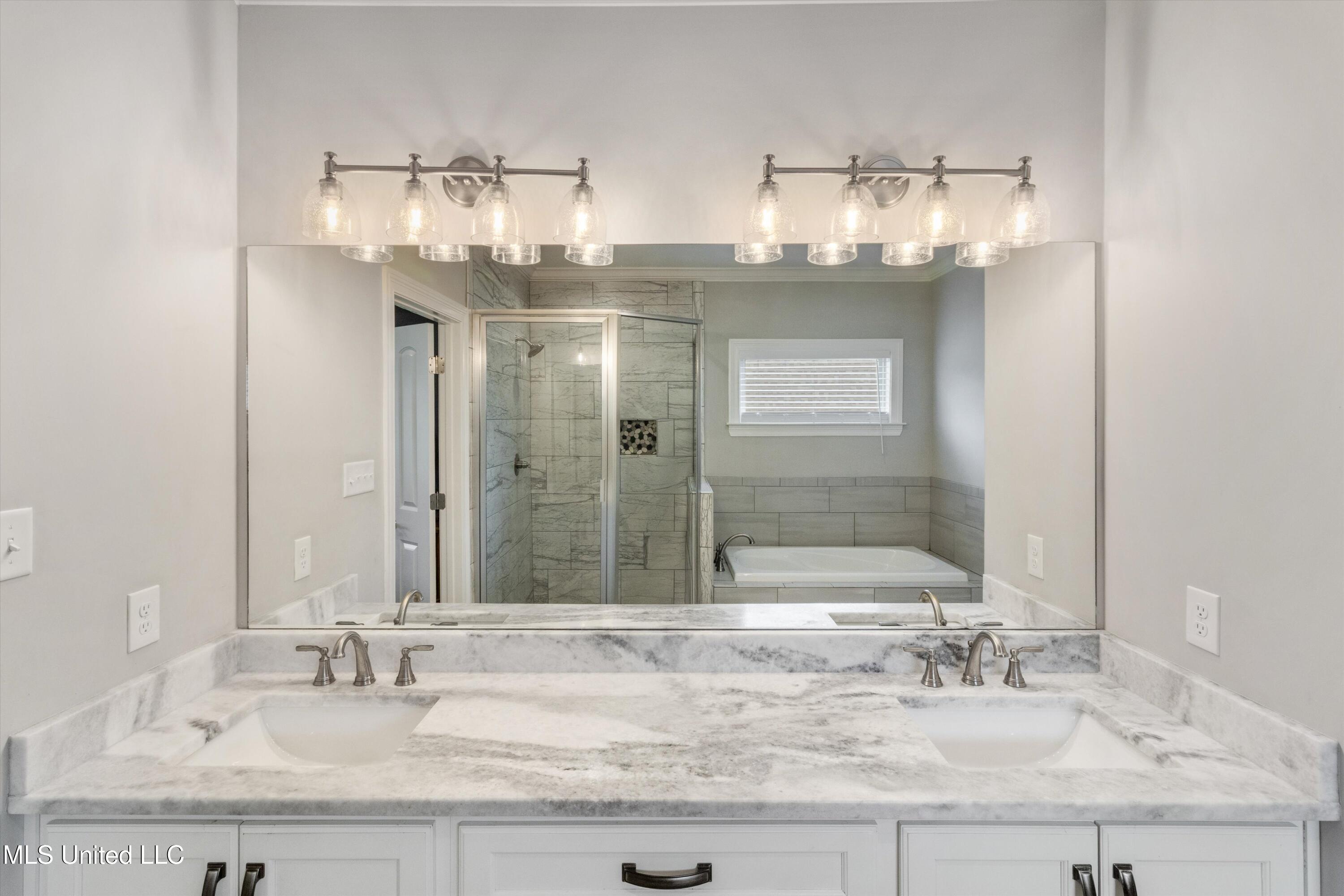 4624 Bakers Trail Nesbit, MS 38651 - Photo 15 of 27 15-4624 Bakers Trail East-54