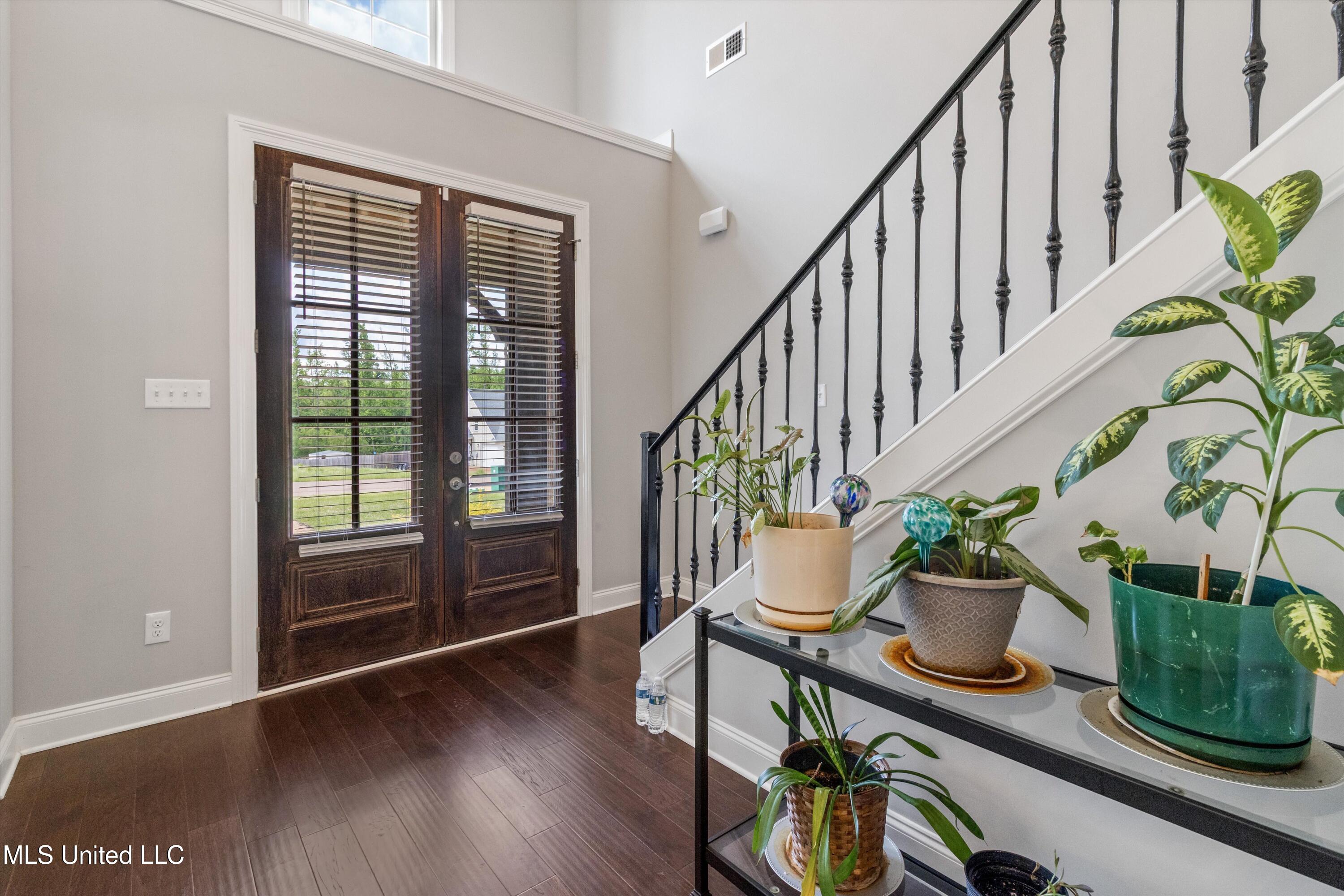 4624 Bakers Trail Nesbit, MS 38651 - Photo 4 of 27 04-4624 Bakers Trail East-43