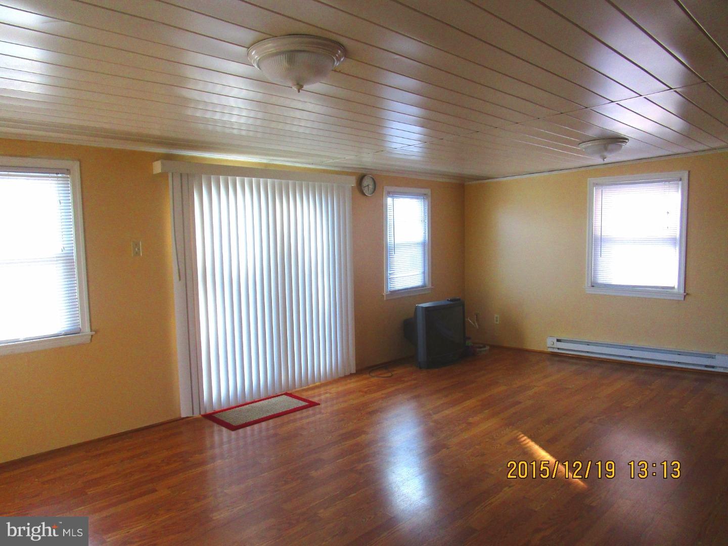7637 Oak Lane Road Cheltenham, PA 19012 - Photo 13 of 22 Gallery Image 13