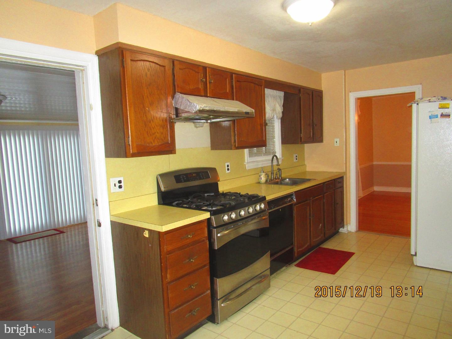 7637 Oak Lane Road Cheltenham, PA 19012 - Photo 14 of 22 Gallery Image 14
