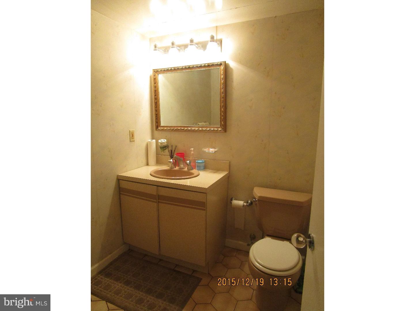 7637 Oak Lane Road Cheltenham, PA 19012 - Photo 17 of 22 Gallery Image 17