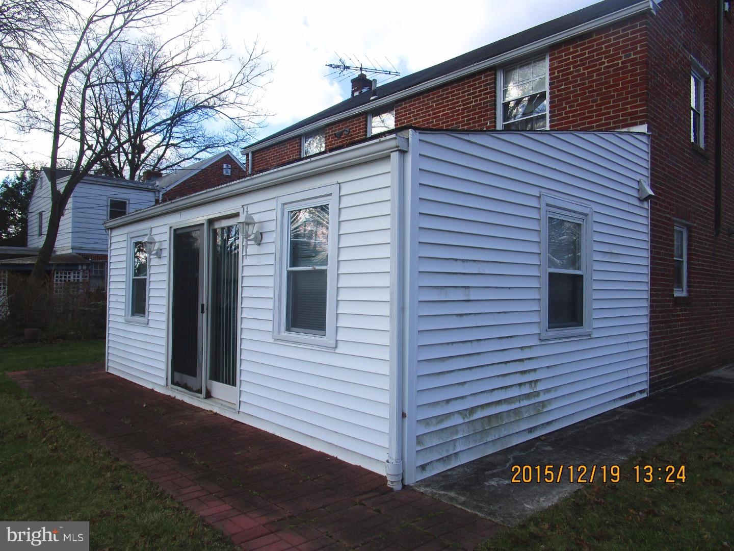 7637 Oak Lane Road Cheltenham, PA 19012 - Photo 4 of 22 Gallery Image 4