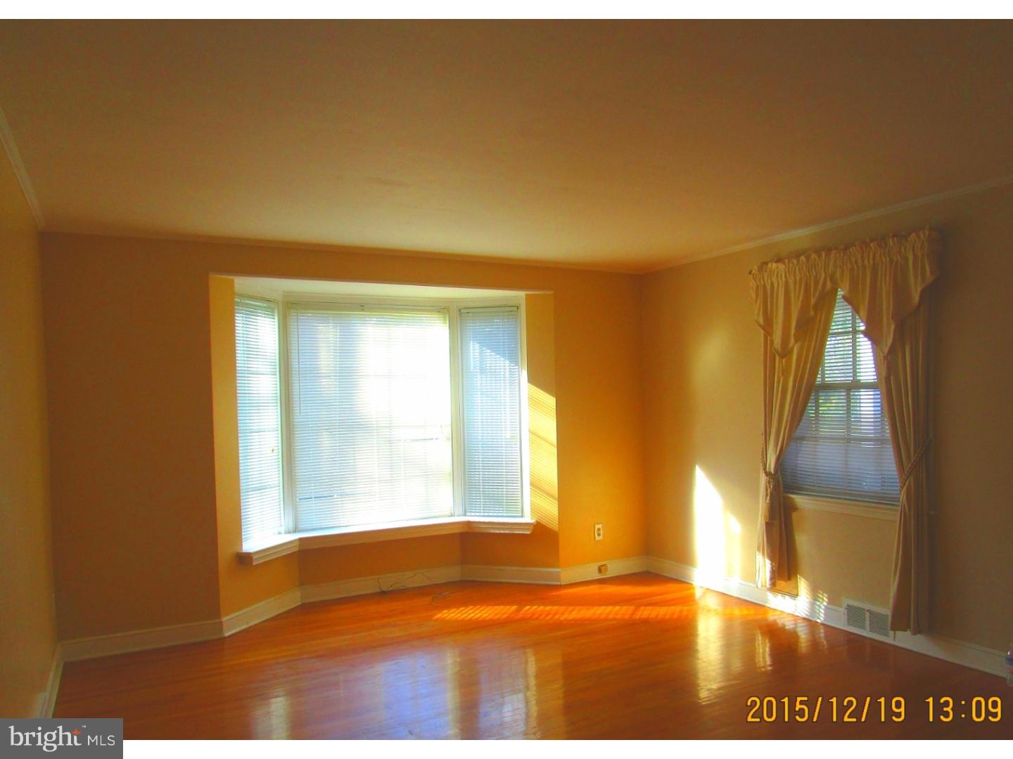 7637 Oak Lane Road Cheltenham, PA 19012 - Photo 7 of 22 Gallery Image 7