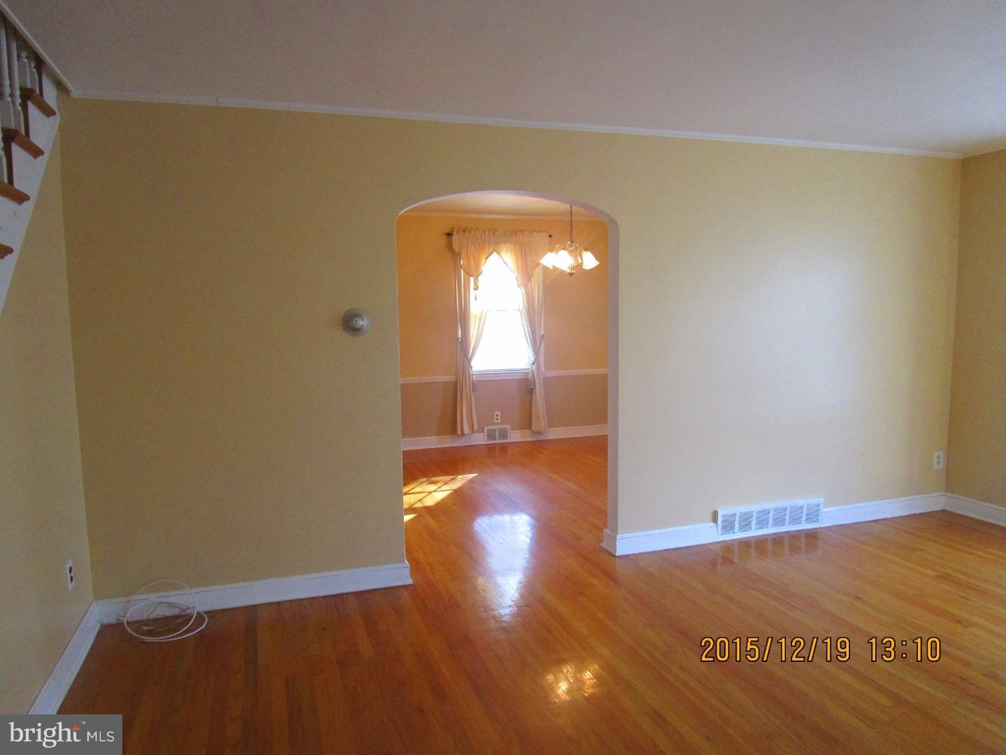 7637 Oak Lane Road Cheltenham, PA 19012 - Photo 10 of 22 Gallery Image 10