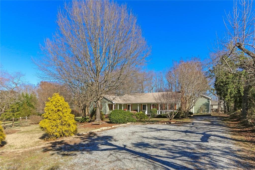 5726 Pepper Road Oak Ridge, NC 27310 - Photo 5 of 29