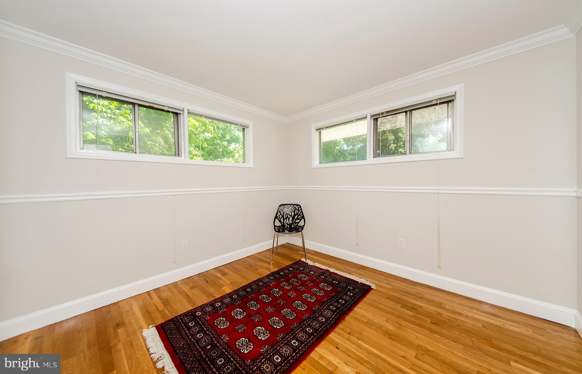 4411 Roundhill Road Alexandria, VA 22310 - Photo 11 of 23 Gallery Image 11