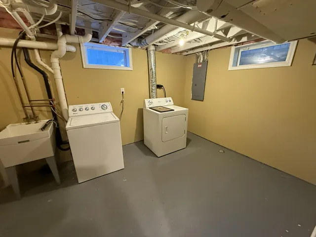 $3,200 | 709 Wayzata Boulevard East, Wayzata, MN 55391