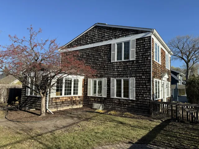 $3,200 | 709 Wayzata Boulevard East, Wayzata, MN 55391