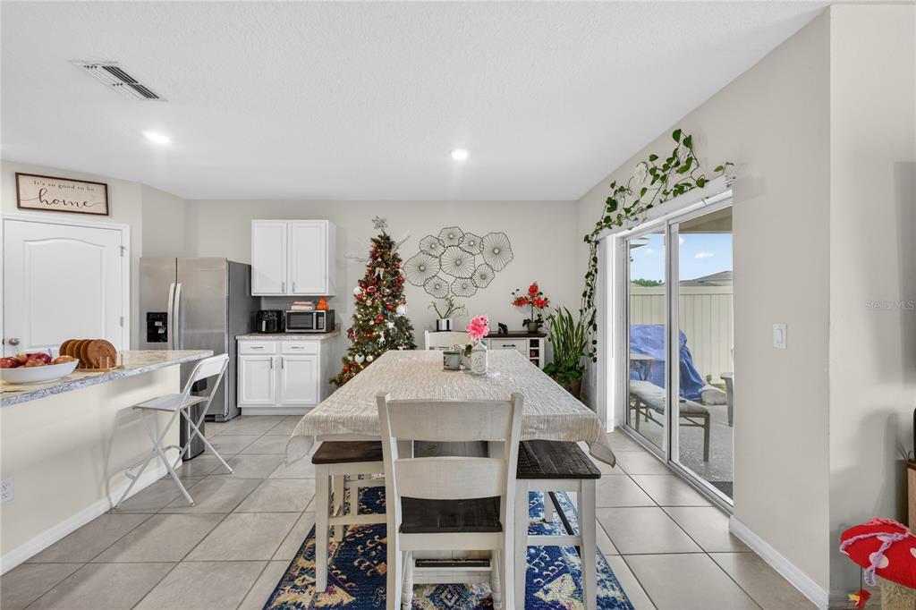 1323 Fox Squirrel Drive Davenport, FL 33897 - Photo 19 of 78