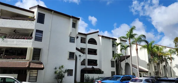 $2,300 | 9135 Southwest 125th Avenue, Unit 401P, Miami, FL 33186
