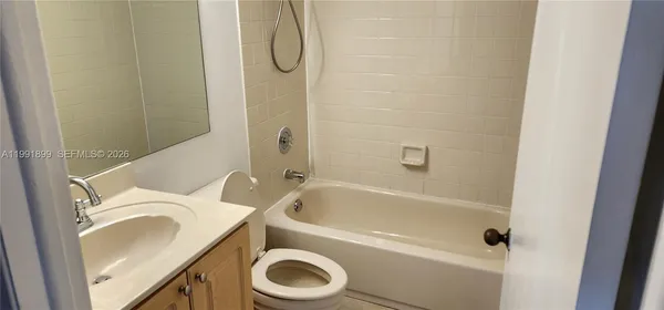 $2,300 | 9135 Southwest 125th Avenue, Unit 401P, Miami, FL 33186