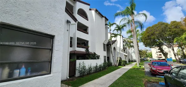 $2,300 | 9135 Southwest 125th Avenue, Unit 401P, Miami, FL 33186