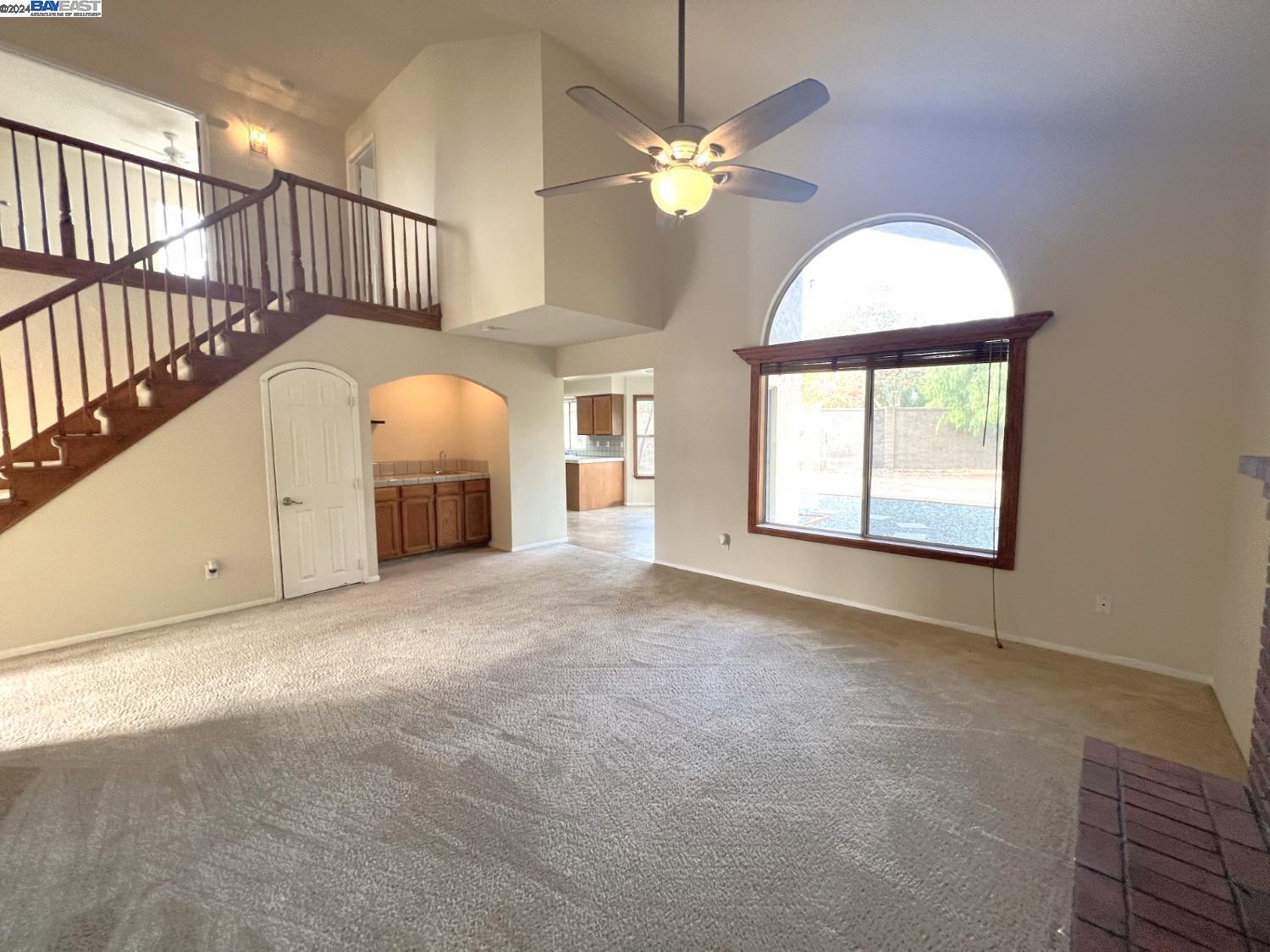 95377 Scott Tracy, CA 93577 - Photo 39 of 46 an empty room with windows and fan