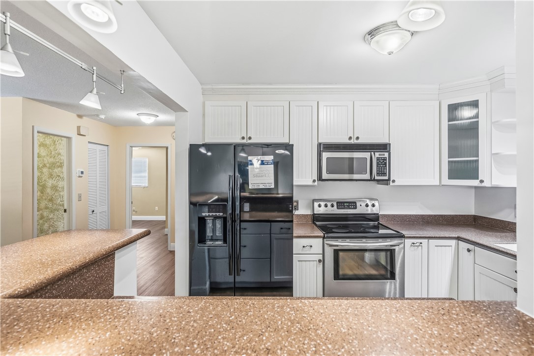 1202 Southeast Madison Avenue Stuart, FL 34996 - Photo 12 of 31