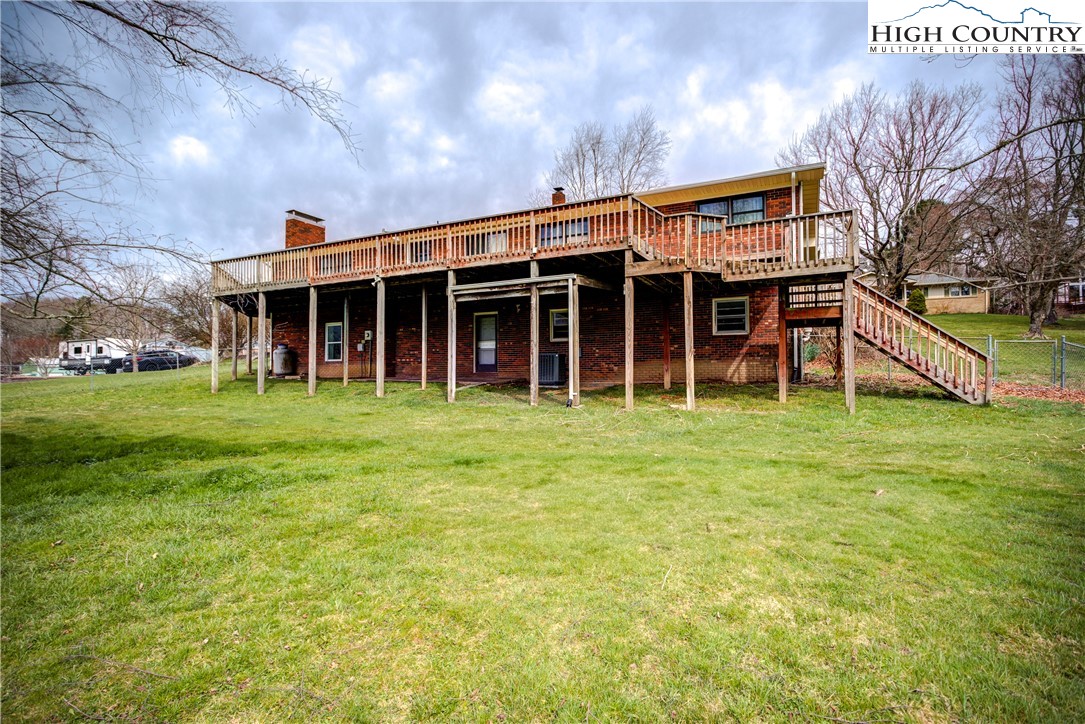 304 Evergreen Lane Boone, NC 28607 - Photo 6 of 50