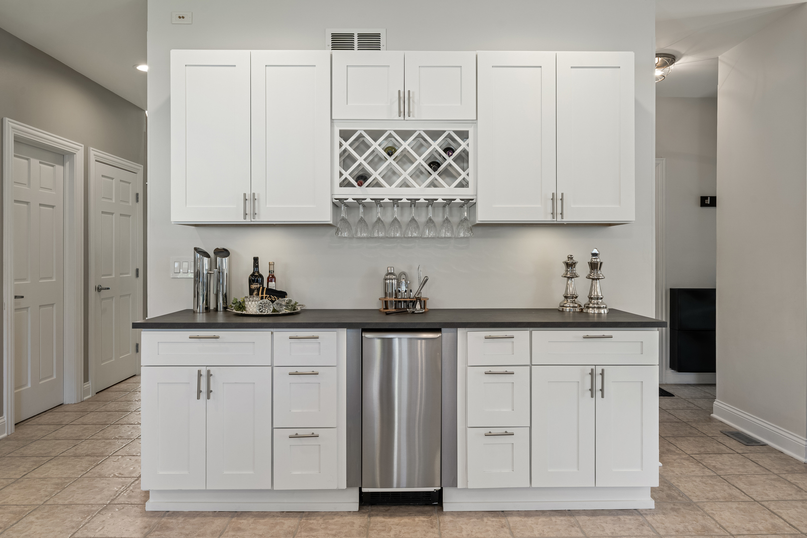 986 Red Oak Street Addison, IL 60101 - Photo 23 of 34