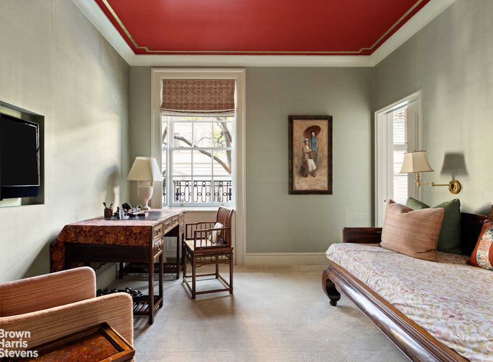 2 East 70th Street, Unit MAIS Manhattan, NY 10021 - Photo 14 of 17