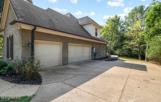 $469,500 | 9389 Thornridge Drive, Hernando, MS 38632