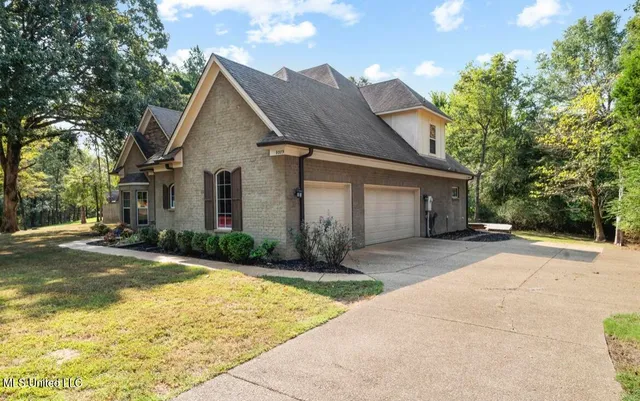 $469,500 | 9389 Thornridge Drive, Hernando, MS 38632