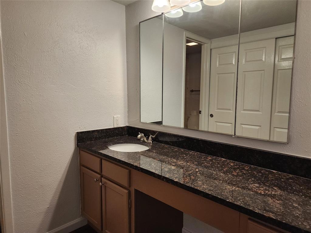 4551 North O'Connor Road, Unit 1268 Irving, TX 75062 - Photo 6 of 11